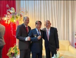 Gubernur Zainal Hadiri Pengukuhan Pius Lustrilanang Sebagai Guru Besar Unsoed