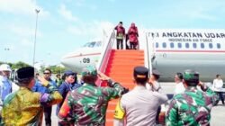 Kapolda Kaltim Hantarkan Presiden dan Wakilnya Bersama Menteri Pertahanan, Panglima TNI dan Kapolri di Bandara VIP SAMS Balikpapan